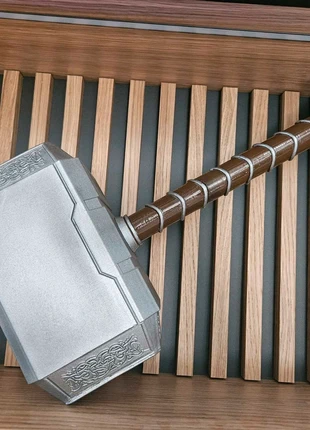 Mjolnir Martillo de Thor, brand: Marvel, condizioni: Ottime, €40.00, €42.70 include la Protezione acquisti