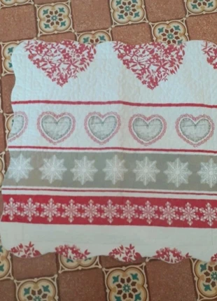 1 taie 65x65 Stof . Baume rouge, merk: STOF, staat: Heel goed, € 2,00, € 2,80 inclusief Kopersbescherming