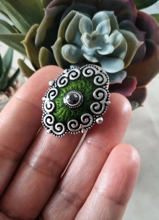 🌷 Bague vintage verte 🌷, zustand: Neu, größe: Größenverstellbar, 5,00 €, 5,95 € inklusive Vinted-Käuferschutz