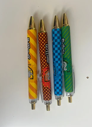 Stylos Harry Potter, marca: Harry Potter, estado: Muito bom, €2.50, €3.33 inclui Proteção do Comprador