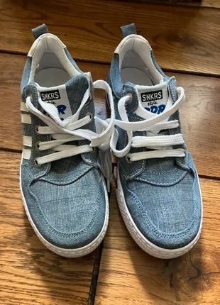 Schoenen sneakers piedro 33 smal, merk: Piedro, staat: Nieuw zonder prijskaartje, maat: 33, € 25,00, € 26,95 inclusief Kopersbescherming