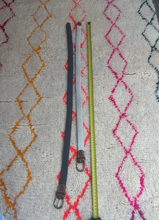 Lot de deux ceintures, merk: Le Marché, staat: Heel goed, maat: 75 cm, € 5,00, € 5,95 inclusief Kopersbescherming
