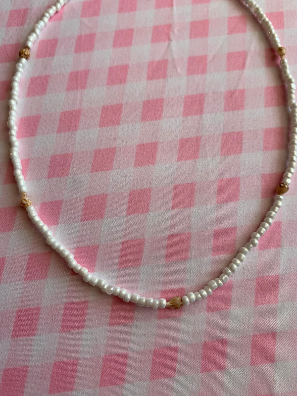white beaded necklace with seashells 2