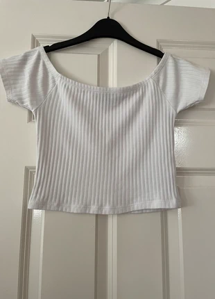 White crop top - New Look, brand: New Look, condition: Very good, size: M / UK 12-14, £2.00, £2.80 includes Buyer Protection