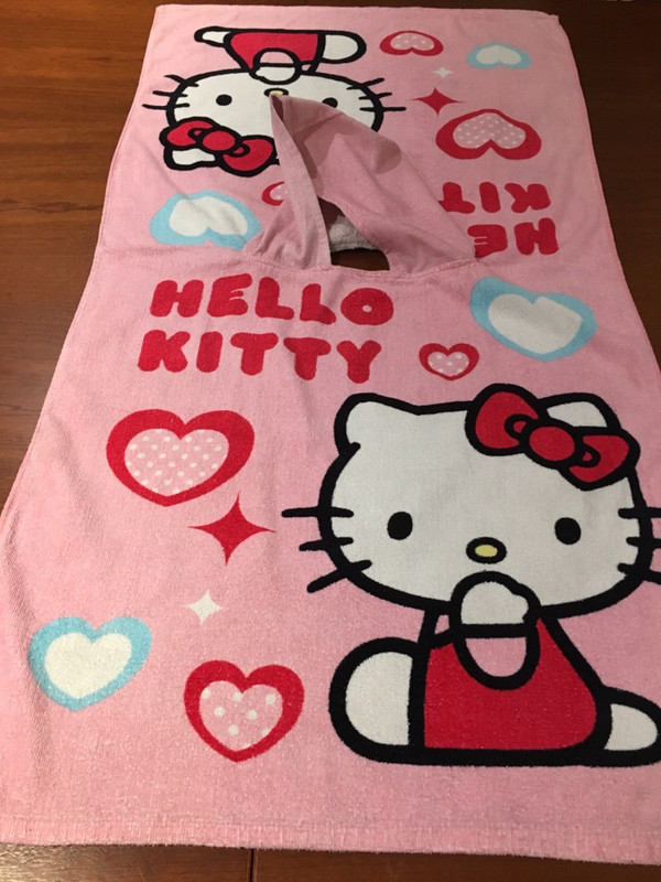 Serviette capuche Hello Kitty  1
