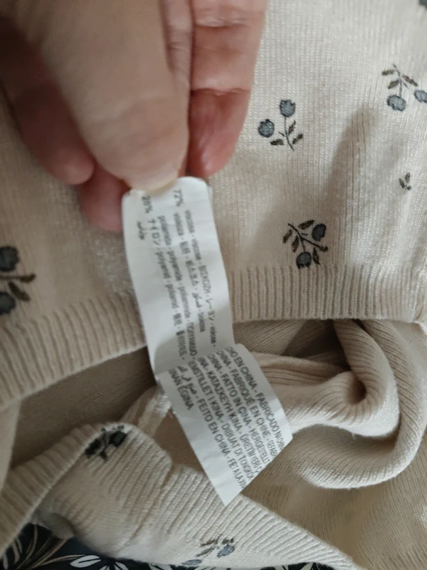 Pull manches courtes fleurs bleues Zara 104cm - photo numéro 4