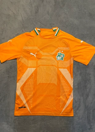 Maillot football de la puma côte d'Ivoire 2024 / Taille M homme / Orange logo nike et drapeau, marque: Puma, état: Bon état, taille: M, 8,00 €, 9,10 € Protection acheteurs incluse