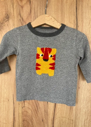 Grijs katoenen shirt Next met leeuwtje, maat 68 🎁, brand: Next, condizioni: Ottime, taglia: 6-9 mesi / 68 cm, €1.50, €2.28 include la Protezione acquisti