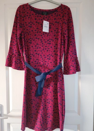 Robe hiver fleurie, marque: Yessica, état: Neuf avec étiquette, taille: S / 36 / 8, 8,00 €, 9,10 € Protection acheteurs incluse