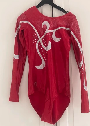 turn pakje met broekje , marca: Tema Turn gymnastics, estado: Nuevo sin etiquetas, tamaño: 15 años / 170 cm, 10,00 €, 11,20 € Protección al comprador incluida