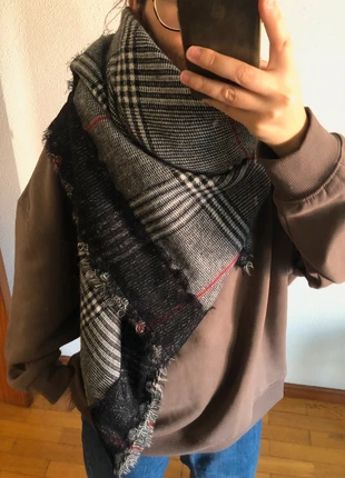 Cachecol grande com renda, marca: Zara, estado: Muito bom, €9.50, €10.68 inclui Proteção do Comprador