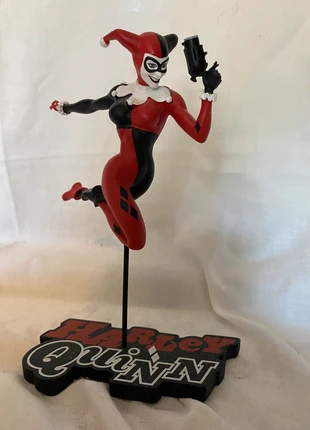 Limited edition DC Comics Harley Quinn statue - Terry Dodson, brand: DC Comics, condition: Good, size: Preemie, up to 44cm, £45.00, £48.90 includes Buyer Protection