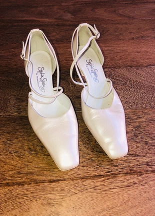 Trouwschoenen maat 39,5, merk: Sophie Sposa, staat: Heel goed, maat: 39.5, € 55,00, € 58,45 inclusief Kopersbescherming