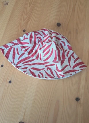 Chapeau réversible My Little Box, brand: My Little Box, condition: New without tags, size: One size, €5.00, €5.95 includes Buyer Protection