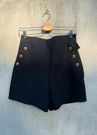Massimo Dutti old-money quiet-luxury high-waisted shorts M, marke: Massimo Dutti, zustand: Neu, mit Etikett, größe: M / 38 / 10, 39,00 €, 41,65 € beinhaltet Vinted-Käuferschutz Pro