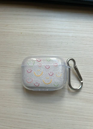 Airpods Pro case, marke: Shein, zustand: Neu, 2,00 €, 2,80 € inklusive Vinted-Käuferschutz