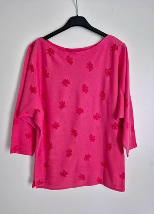 Haut fushia vintage Benetton, marque: Benetton, état: Très bon état, taille: M / 38 / 10, 9,00 €, 10,15 € Protection acheteurs incluse