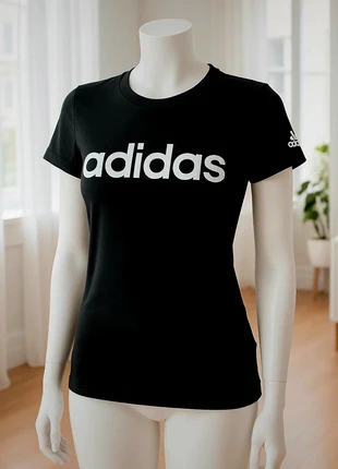 Maglietta Adidas nera donna XS – nuova con cartellino, merk: adidas, staat: Nieuw met prijskaartje, maat: XS / 34 / 6, € 19,99, € 21,69 inclusief Kopersbescherming