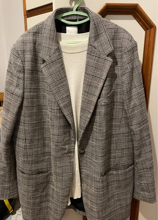 Giacca oversize più maglia crema , marke: H&M, zustand: Neu, größe: M / 38 / 10, 22,00 €, 23,80 € inklusive Vinted-Käuferschutz