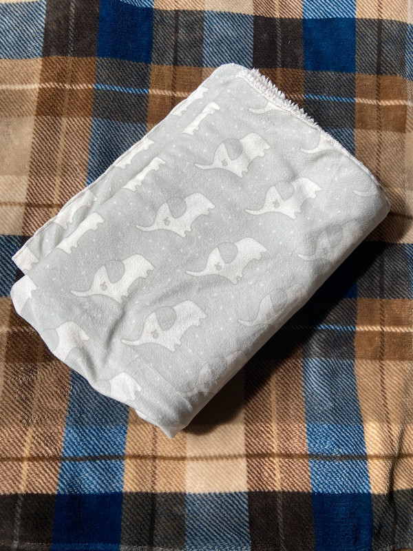 Elephant baby blanket 1