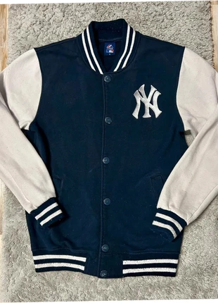 Veste varsity New York Yankees Majestic – Taille S, brand: Majestic, condizioni: Ottime, taglia: S, €29.99, €32.19 include la Protezione acquisti