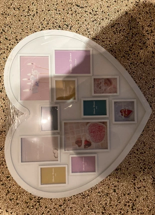 Foto lijst in hart vorm nieuw in folie, merk: geen merk, staat: Nieuw met prijskaartje, € 6,00, € 7,00 inclusief Kopersbescherming