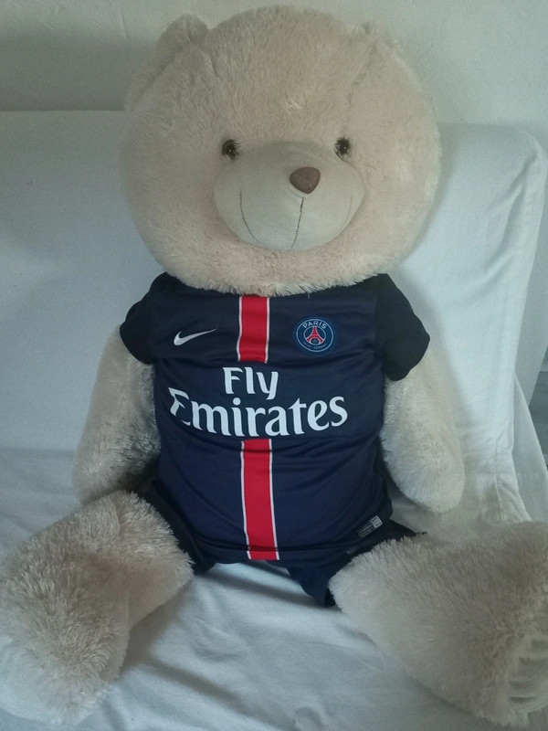 Ours en peluche avec tenue du PSG 1