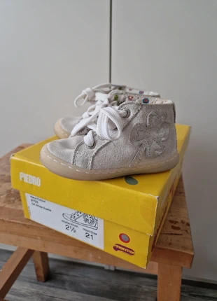 Piedro babyschoentjes maat 21, merk: Piedro, staat: Heel goed, maat: 21, € 8,00, € 9,10 inclusief Kopersbescherming