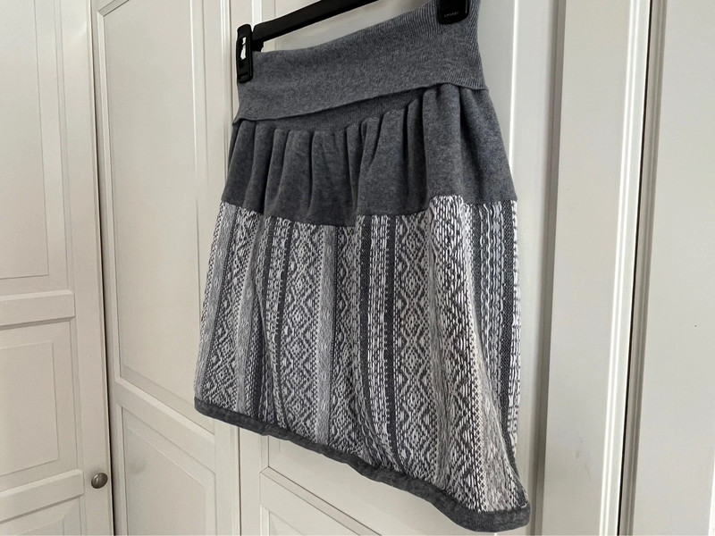 Mossimo knit skirt XL 3