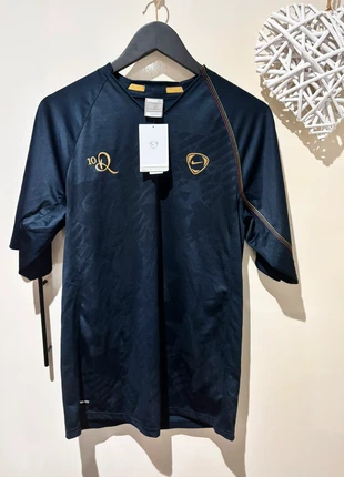 Nike R10 Ronaldinho 2007 / 2008 football shirt in size Medium, brand: Nike, condition: New with tags, size: M, £40.00, £42.70 includes Buyer Protection