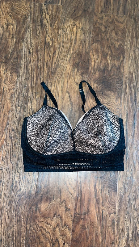 Women's Victorias secret Very Sexy Lined Plunge Black lace wired