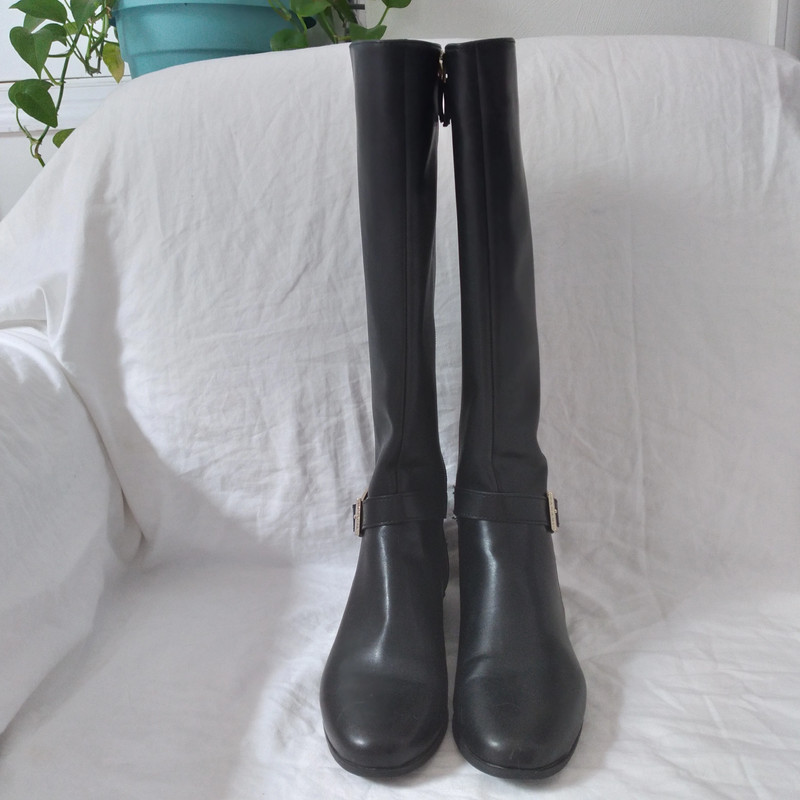 Tahari Lacey Black Leather Riding Boots, Size 6 1/2 M 2