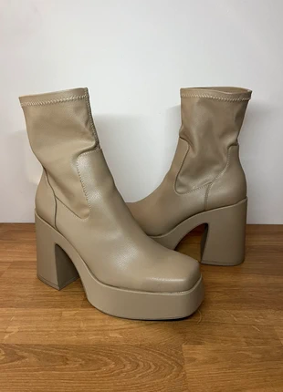 Pull&Bear High Heel Sock boots, brand: Pull & Bear, condition: Very good, size: 39, €8.00, €9.10 includes Buyer Protection