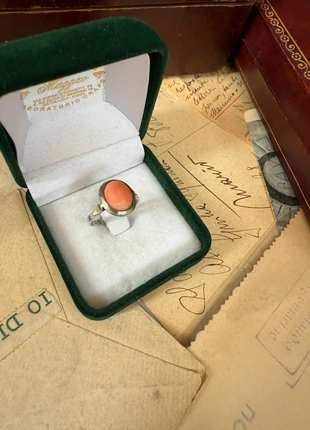 Anello con cabouchon di corallo rosa, marca: Argento, estado: Muy bueno, tamaño: 17,7 mm Ø / 16, 42,70 €, 45,54 € Protección al comprador incluida