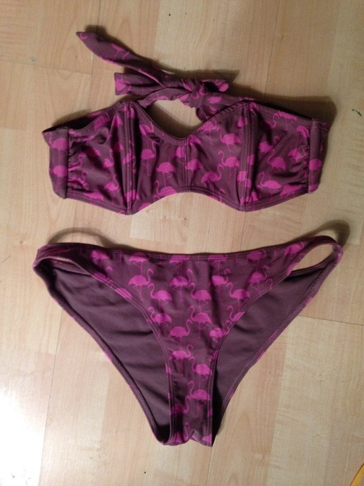 bikini bandeau avec motif flamande rose