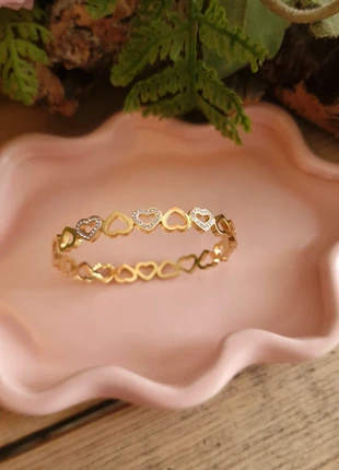 Prachtige hartjes bangle/armband met mooie strass details!, merk: My Jewellery, staat: Nieuw zonder prijskaartje, € 7,95, € 9,05 inclusief Kopersbescherming