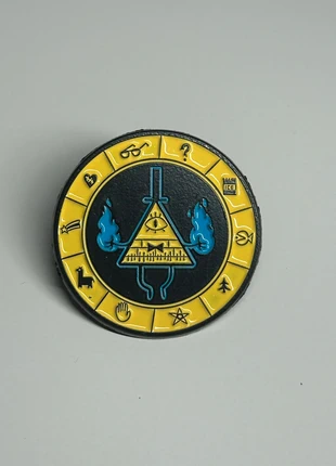 E. Pin’s Bill Cipher – Gravity Falls – Accessoire Geek et Collector, condition: Very good, €3.50, €4.38 includes Buyer Protection Pro