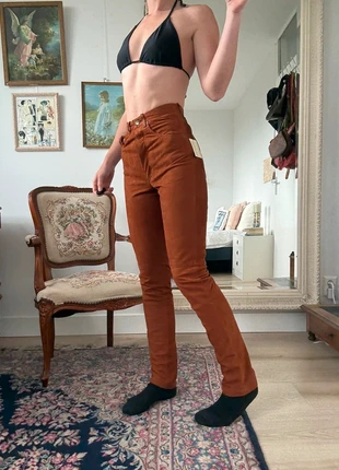 Real Leather Orange Suede High Waist Trousers, merk: Jigsaw, staat: Nieuw met prijskaartje, maat: S / 36 / 8, € 40,00, € 42,70 inclusief Kopersbescherming Pro