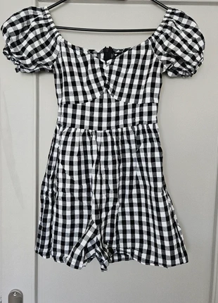 Influence - Black and white Gingham playsuit, marke: Influence, zustand: Sehr gut, größe: S / 36 / 8, 5,99 €, 6,99 € inklusive Vinted-Käuferschutz