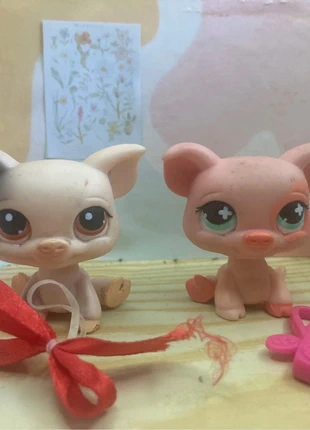 littlest pet shop pig duo, brand: Hasbro, condition: Very good, size: S, €7.00, €8.05 includes Buyer Protection