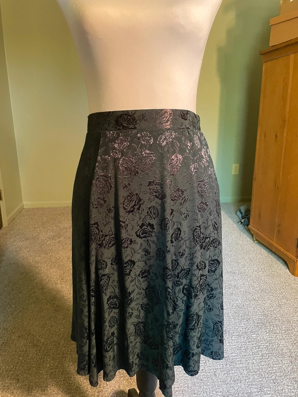 Vintage Dark Green Floral Skirt 2