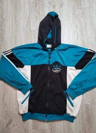 Veste Adidas Logo Brodé Vintage 90's Taille L, brand: adidas, condition: Very good, size: L, €44.90, €47.85 includes Buyer Protection