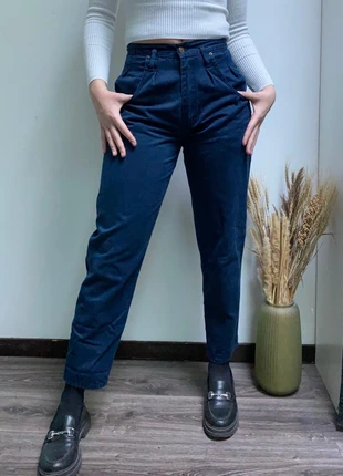 Jeans bleue marine Lee Cooper, marque: Lee Cooper, état: Très bon état, taille: S / 36 / 8, 10,00 €, 11,20 € Protection acheteurs incluse