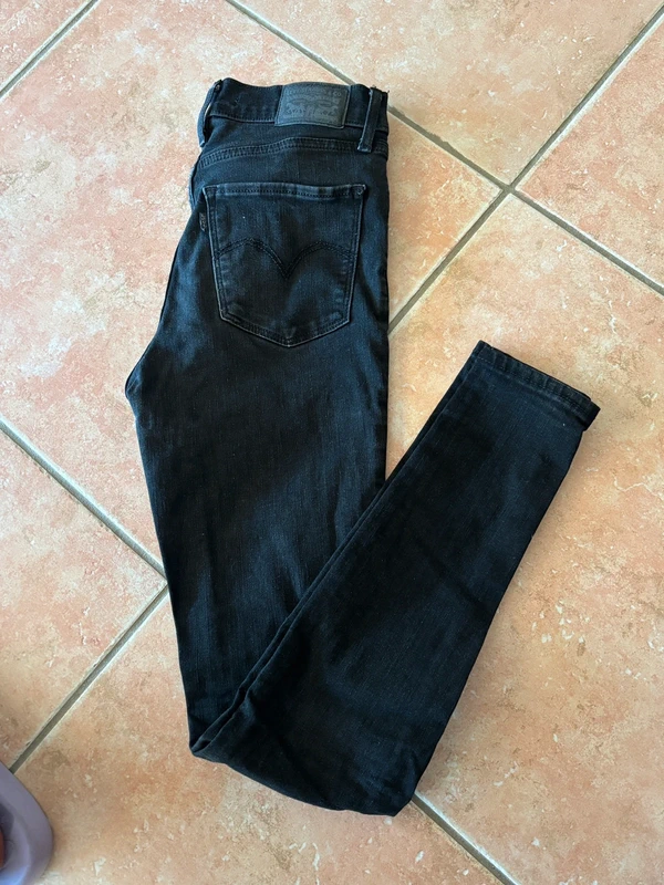 Jean noir Lévis 720 - photo numéro 2