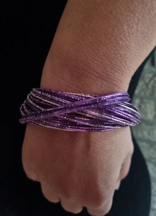 Paarse armbanden, staat: Goed, € 3,00, € 3,85 inclusief Kopersbescherming