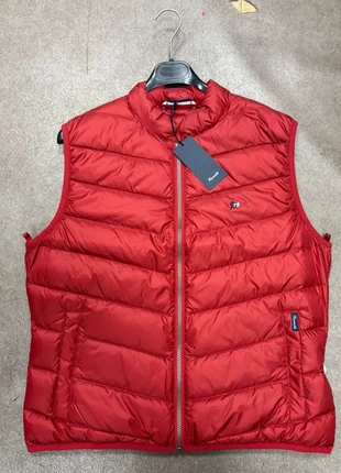 Veste sans manche doudoune Façonnable rouge homme M neuve, brand: Façonnable, condition: New with tags, size: M, €180.00, €189.70 includes Buyer Protection Pro