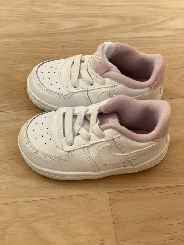 Baby nike sales pram shoes