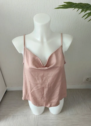 🌸 Haut top satin a bretelles doré marque gemo taille 36, marque: Gémo, état: Très bon état, taille: S / 36 / 8, 2,00 €, 2,80 € Protection acheteurs incluse