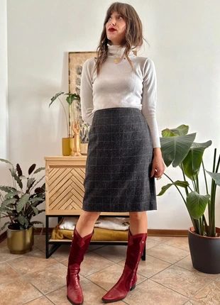 1990's vintage wool and silk blend charcoal grey with cream speckle tan plaid midi skirt, brand: Unique Vintage, condizioni: Ottime, taglia: M / IT 42 / EU 38, €15.00, €16.45 include la Protezione acquisti Pro