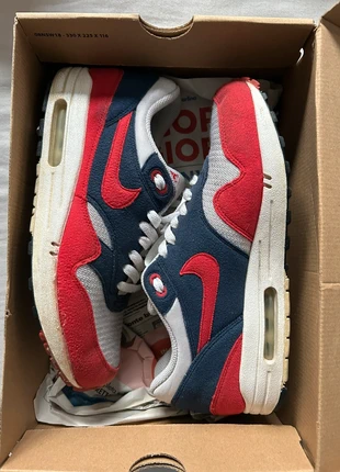 Air Max 1 blue Navy 2011, marke: Nike, zustand: Gut, größe: 44, 110,00 €, 116,20 € inklusive Vinted-Käuferschutz